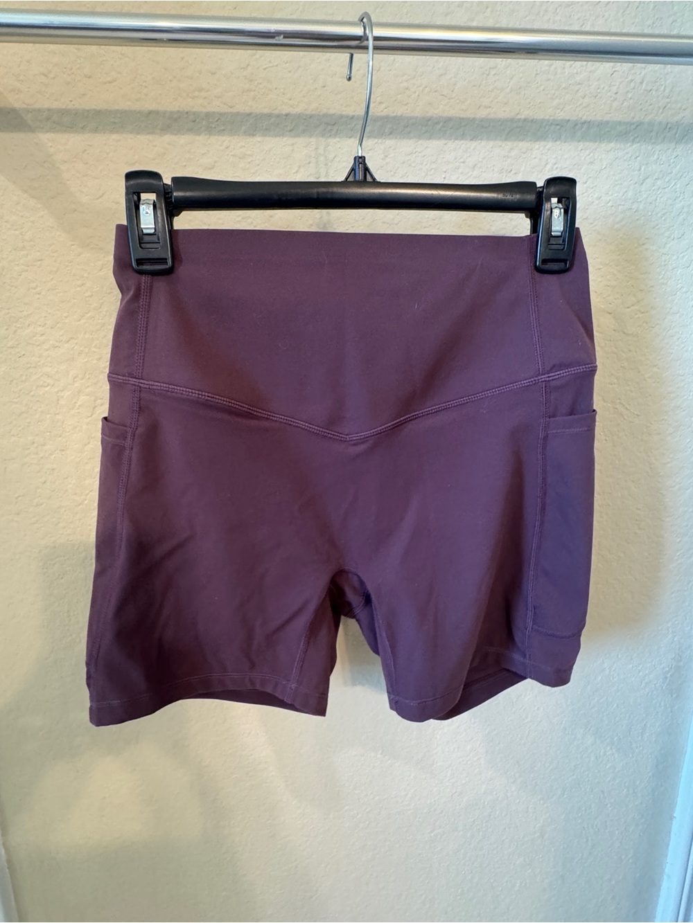HALARA Plum High-Rise Bike Shorts with Side Pockets NWOT